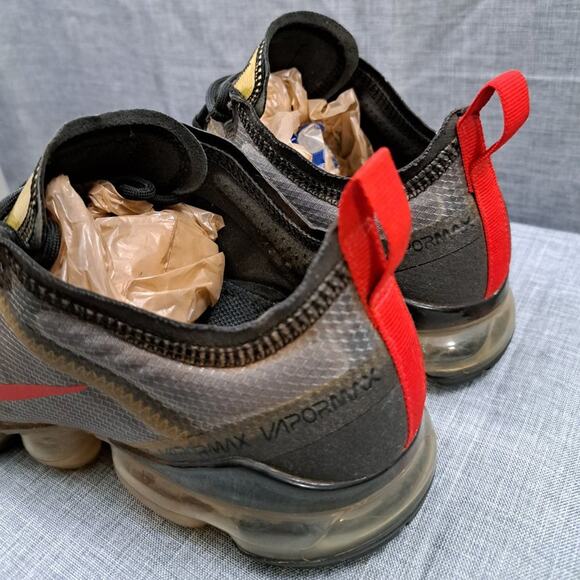 %Nike Air Vapormax 2019 Black Metallic Gold Women Size 9 / A 30 main image 4
